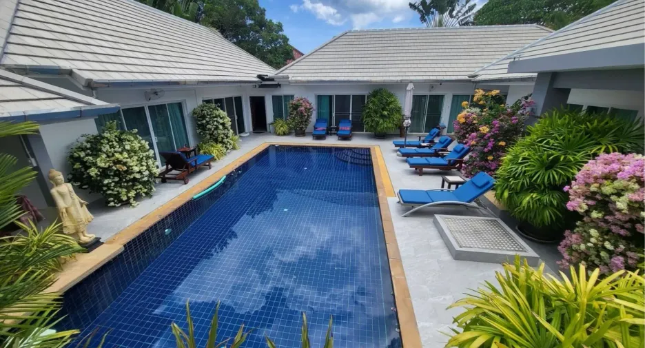 Villa zum Kauf mit 4 Zimmer in Kathu, Phuket