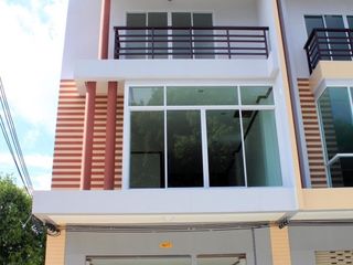 Продажа 3 спальни торговое помещение в Пхукет Тощн, Пхукет