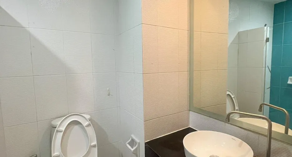 À vendre studio condo à Sathon, Bangkok