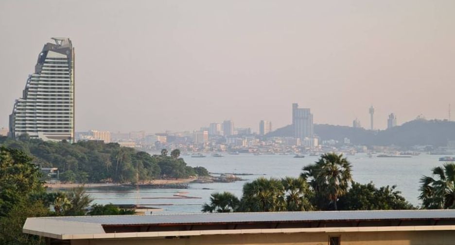 For sale and for rent 2 bedrooms condo in Bang Lamung, Chonburi
