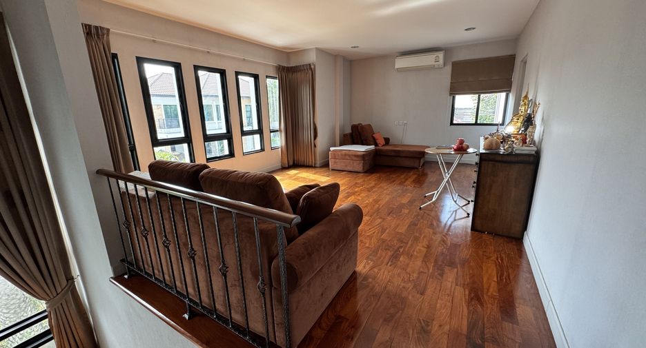 Haus zum Kauf mit 4 Zimmer in Mueang Nonthaburi, Nonthaburi