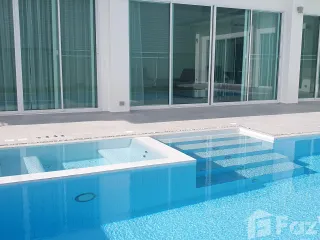 For sale and for rent 3 bedrooms villa in Mueang Phuket, Phuket
