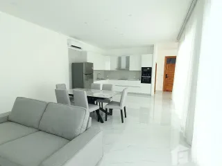 For sale and for rent 3 bedrooms villa in Mueang Phuket, Phuket