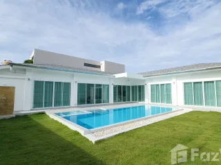 For sale and for rent 3 bedrooms villa in Mueang Phuket, Phuket