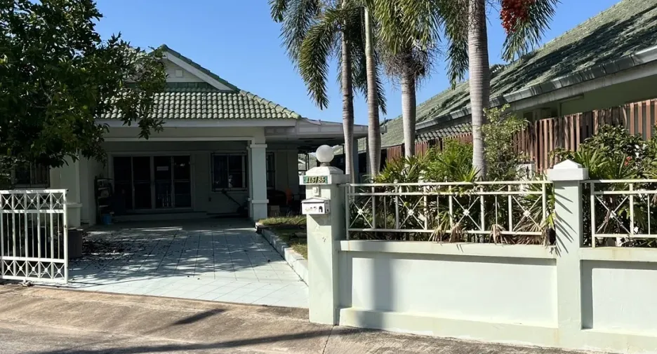 For sale 3 bedrooms house in Bang Lamung, Chonburi