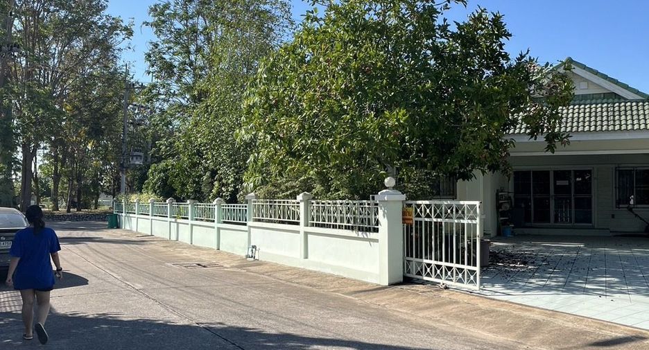 For sale 3 bedrooms house in Bang Lamung, Chonburi