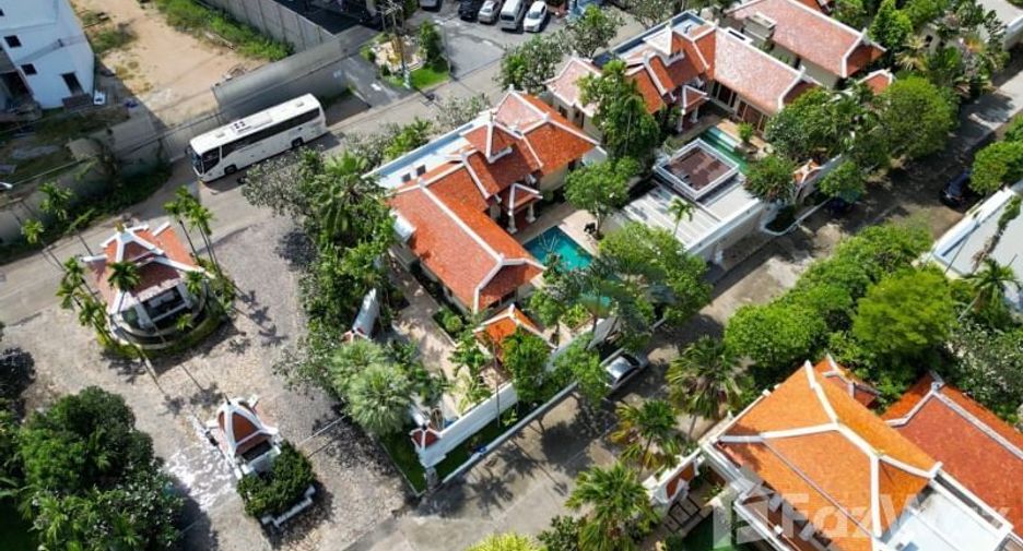 À vendre 2 chambres villa à Na Jomtien, Pattaya