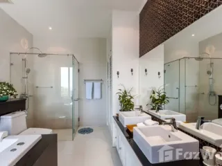 For sale 3 bedrooms condo in Kathu, Phuket