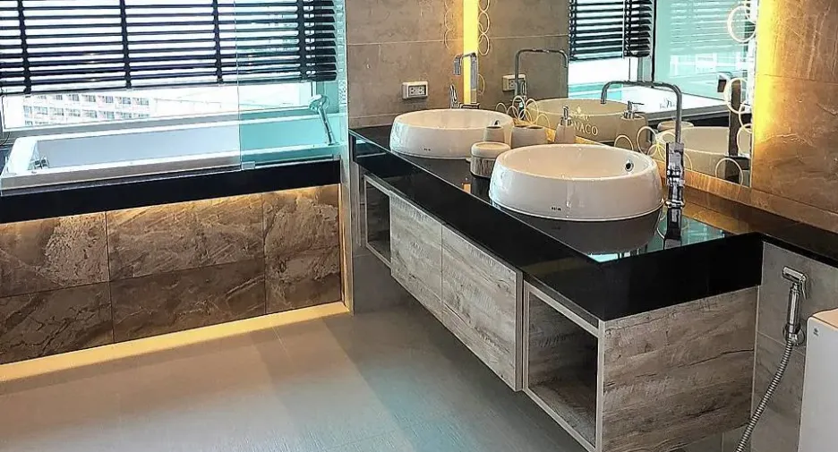 Condo en alquiler de 2 habitaciones en Bang Lamung, Chonburi