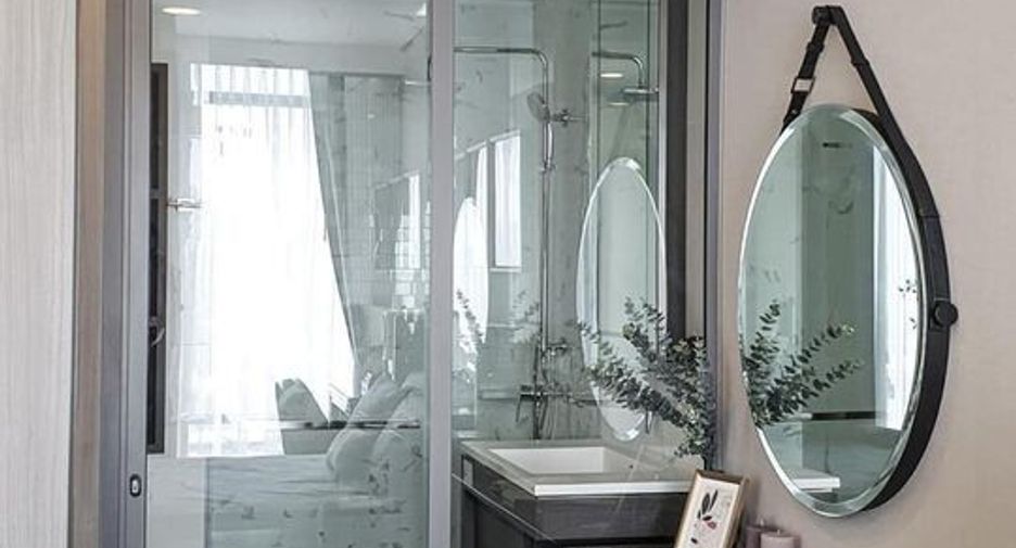 For sale 1 bed condo in Khlong Toei, Bangkok
