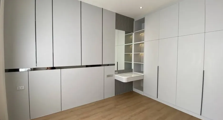 For sale 4 bedrooms house in Bang Lamung, Chonburi