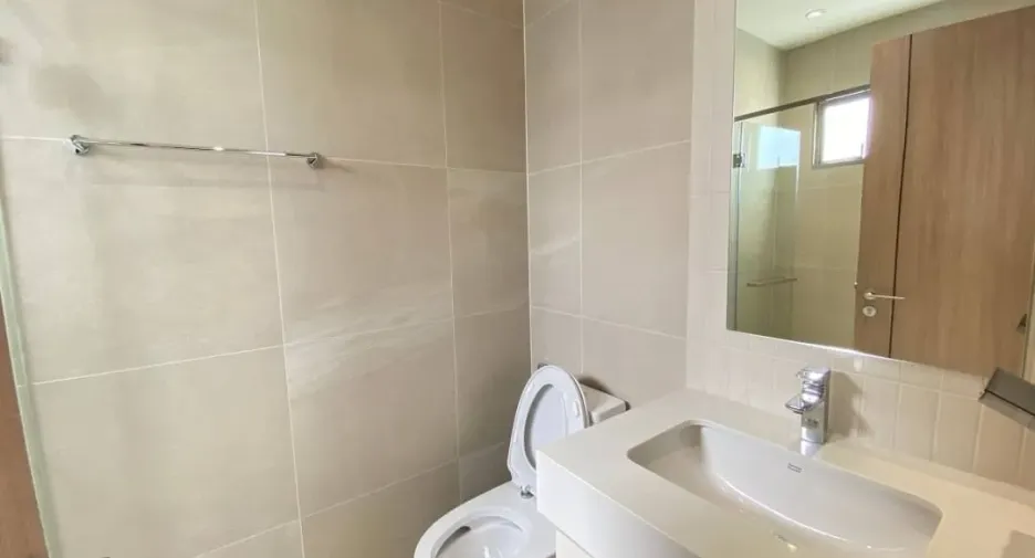 For sale 4 bedrooms house in Bang Lamung, Chonburi