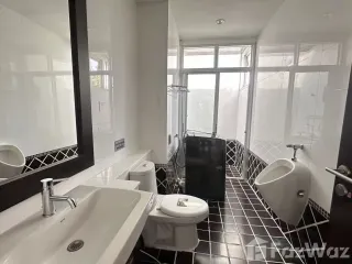 Casa en venta de 4 habitaciones en Jomtien, Pattaya