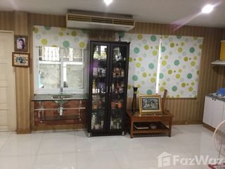 For sale 3 bedrooms townhouse in Chatuchak, Bangkok
