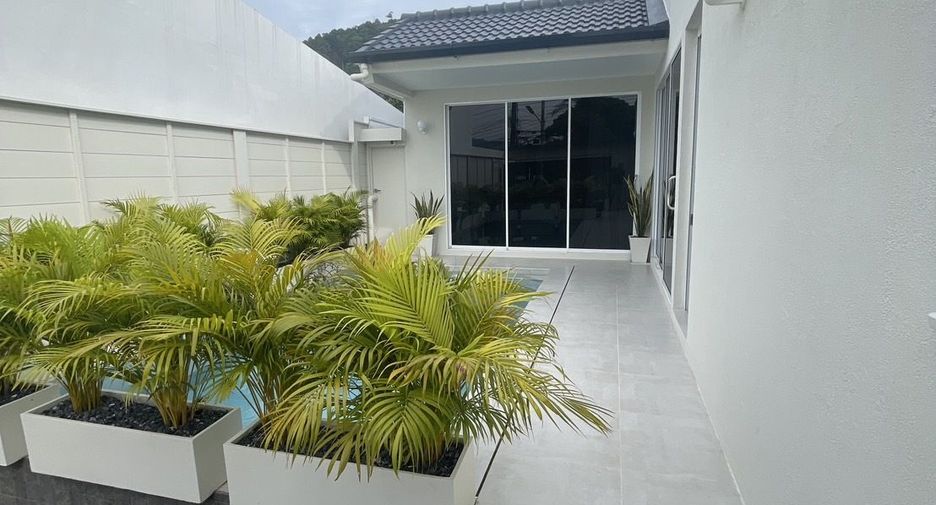 For sale 3 bedrooms villa in Kathu, Phuket