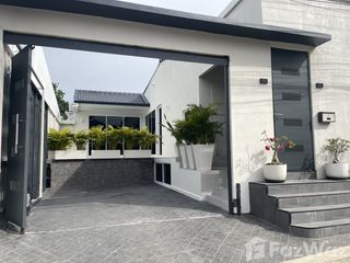 For sale 3 bedrooms villa in Kathu, Phuket