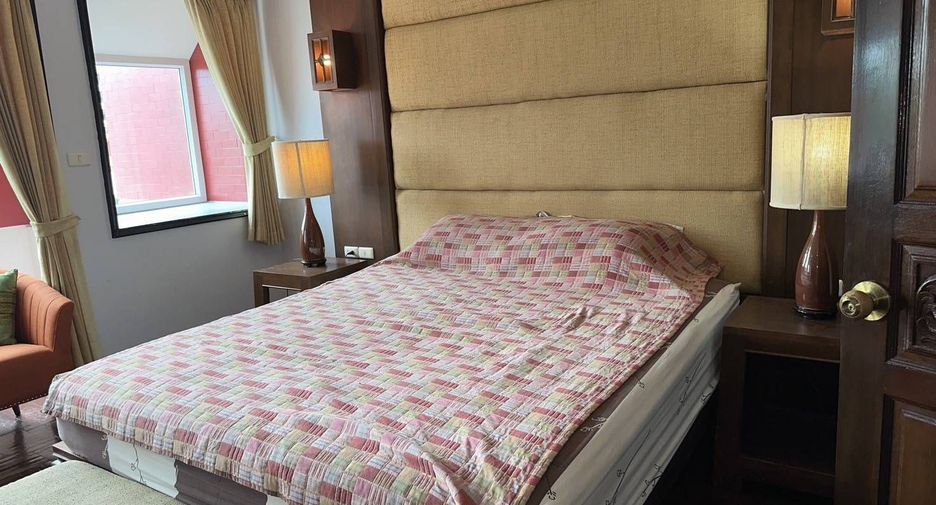 For sale 3 bedrooms townhouse in Bang Lamung, Chonburi