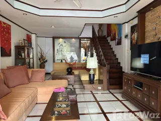For sale 3 bedrooms townhouse in Bang Lamung, Chonburi