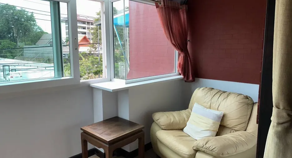 For sale 3 bedrooms townhouse in Bang Lamung, Chonburi