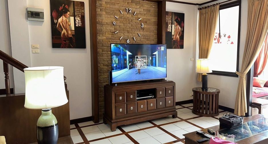 For sale 3 bedrooms townhouse in Bang Lamung, Chonburi