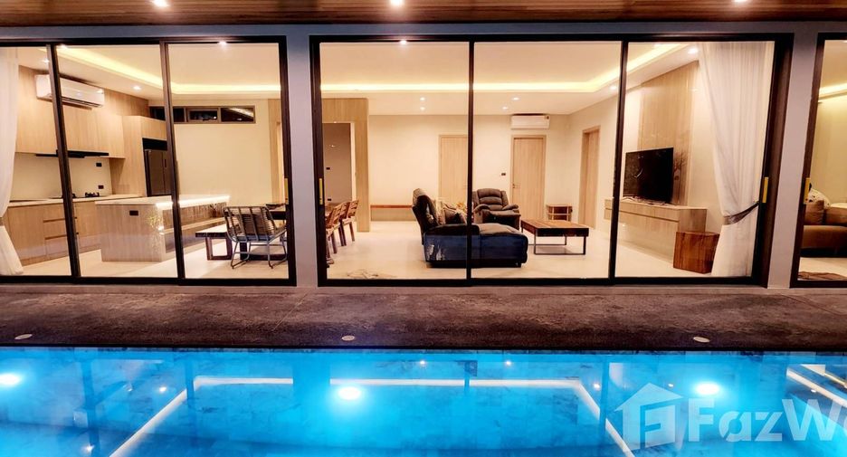 For rent 5 bedrooms villa in Mueang Phuket, Phuket