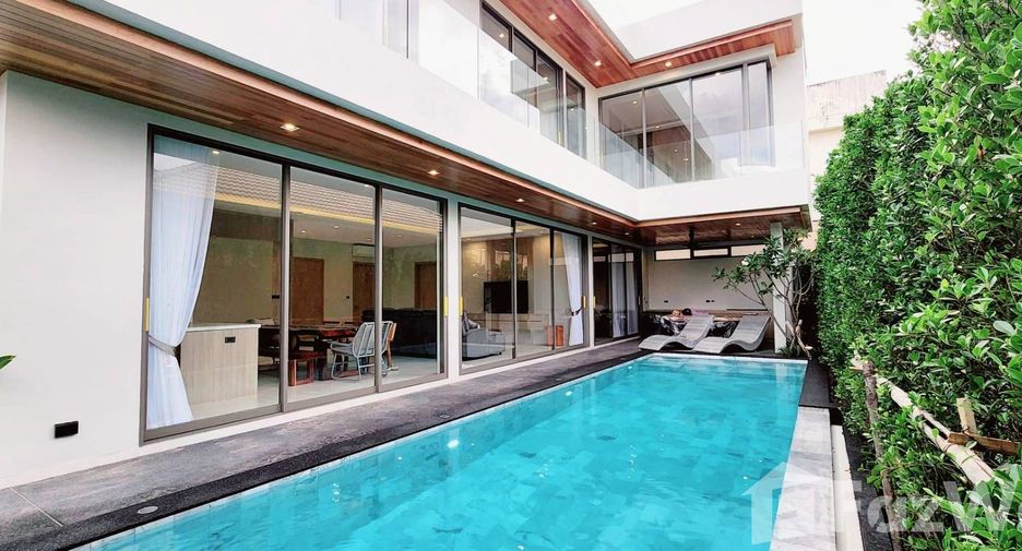 For rent 5 bedrooms villa in Mueang Phuket, Phuket