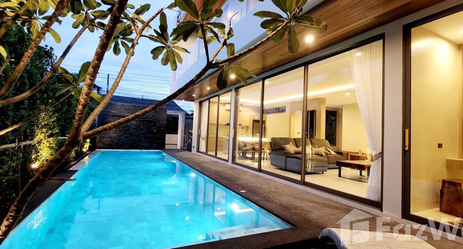 For rent 5 bedrooms villa in Mueang Phuket, Phuket