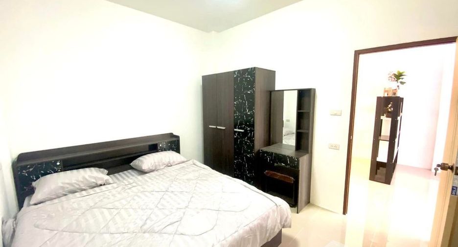 For sale 2 bedrooms townhouse in Bang Lamung, Chonburi