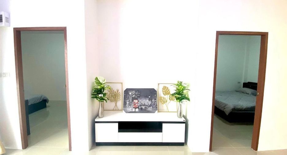 For sale 2 bedrooms townhouse in Bang Lamung, Chonburi