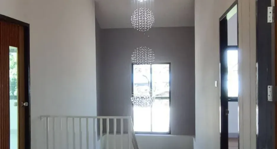 For sale 3 bedrooms house in Mueang Ang Thong, Ang Thong