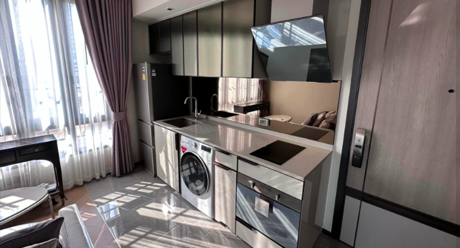 For sale and for rent 2 bedrooms condo in Watthana, Bangkok
