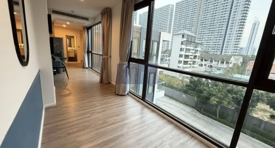 Condo en alquiler de 1 habitaciones en Bang Lamung, Chonburi