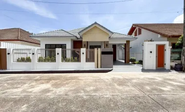 For sale 3 bedrooms house in Mueang Phuket, Phuket