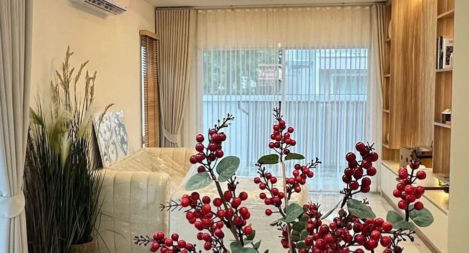 For sale 3 bedrooms villa in Bang Lamung, Chonburi