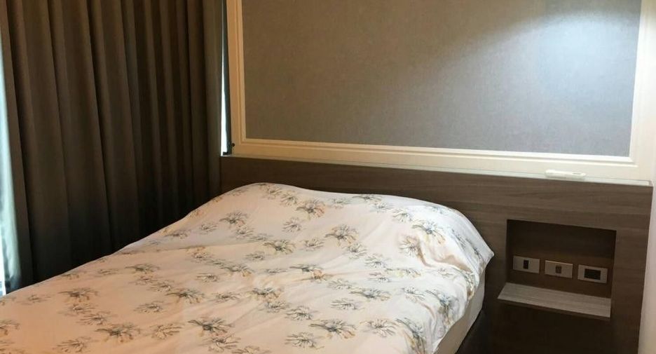 For sale 2 bedrooms condo in Khlong Toei, Bangkok