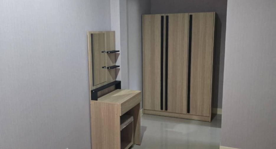 À vendre et à louer 3 chambres maison à Bang Lamung, Chonburi