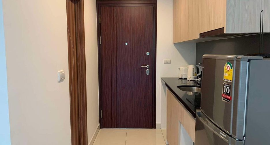 For sale studio condo in Bang Lamung, Chonburi