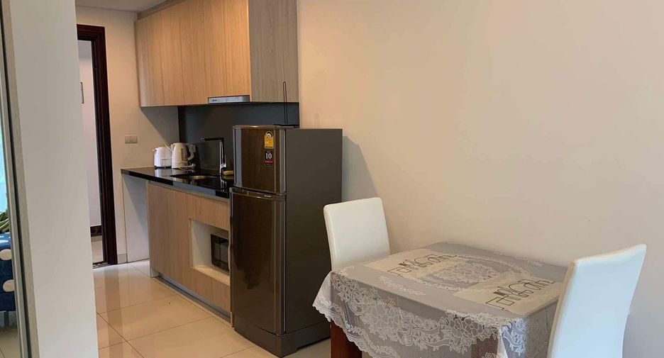 For sale studio condo in Bang Lamung, Chonburi