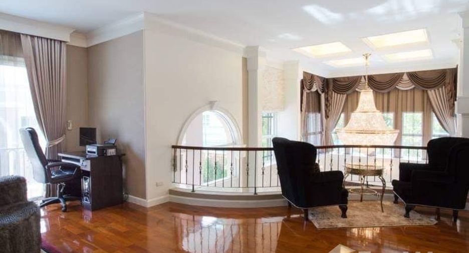 For sale 5 bedrooms house in Khan Na Yao, Bangkok