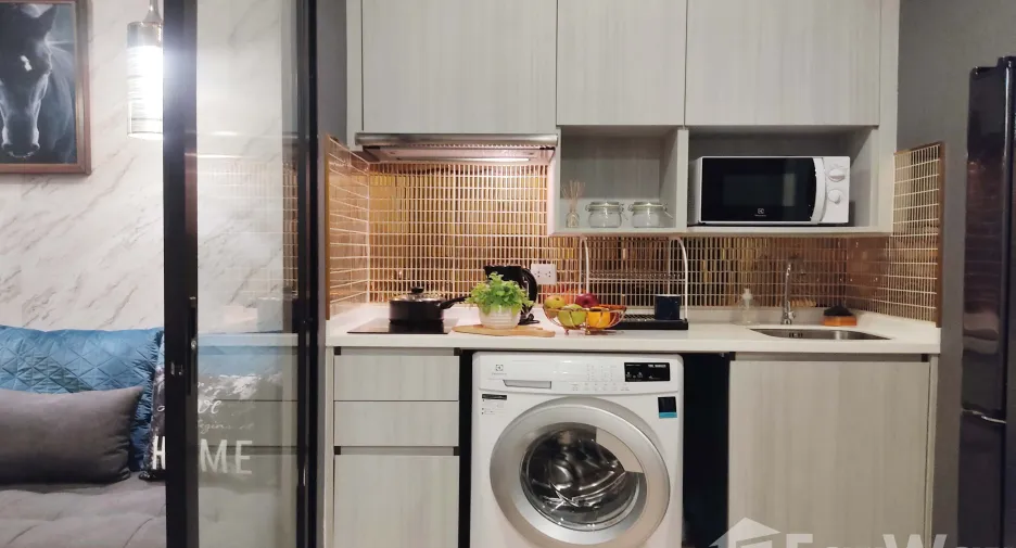 For rent 2 bedrooms condo in Si Racha, Chonburi