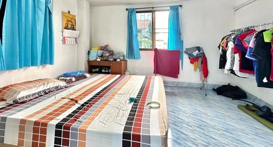 For sale 6 bedrooms retail Space in Bang Lamung, Chonburi
