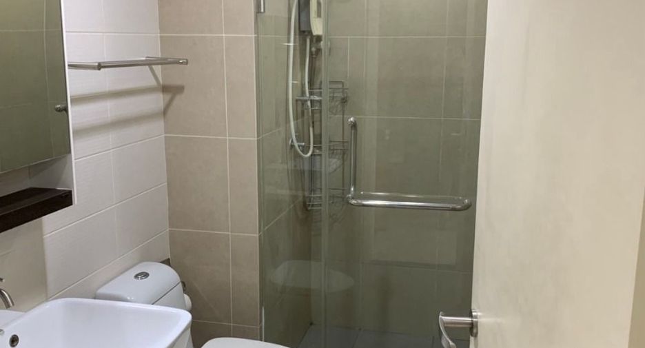 For sale 2 bedrooms condo in Phra Khanong, Bangkok