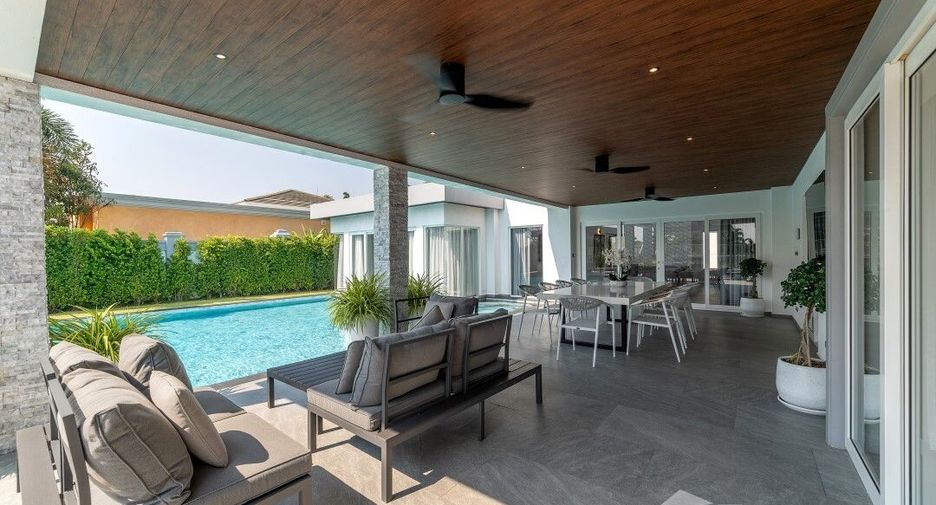 For sale 6 ベッドルーム house in Bang Lamung, Chonburi
