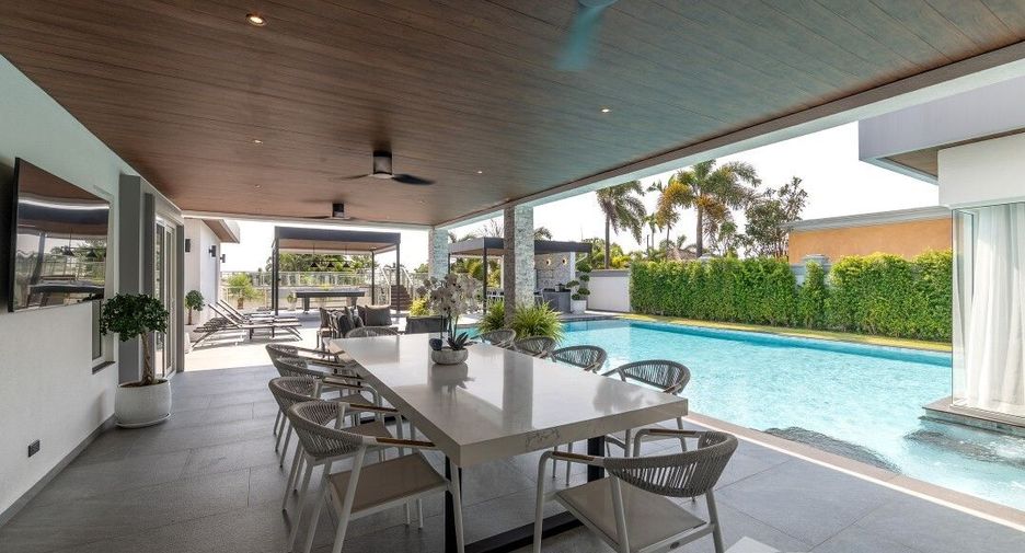 For sale 6 ベッドルーム house in Bang Lamung, Chonburi