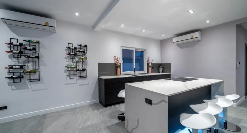 For sale 6 ベッドルーム house in Bang Lamung, Chonburi