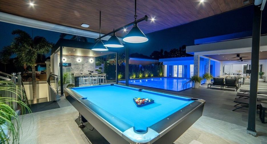 For sale 6 ベッドルーム house in Bang Lamung, Chonburi