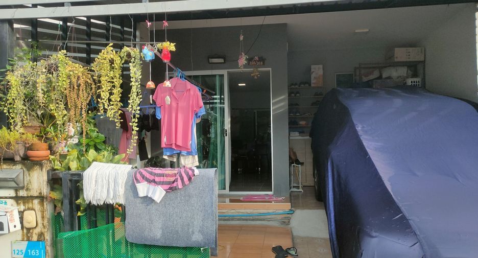 For sale 3 bedrooms townhouse in Bang Phli, Samut Prakan