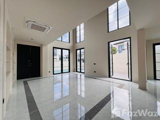 For sale 4 bedrooms villa in Bang Lamung, Chonburi