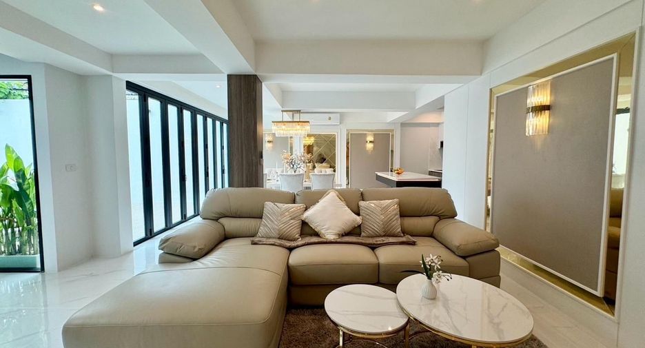 Villa zum Kauf mit 3 Zimmer in Mueang Phuket, Phuket