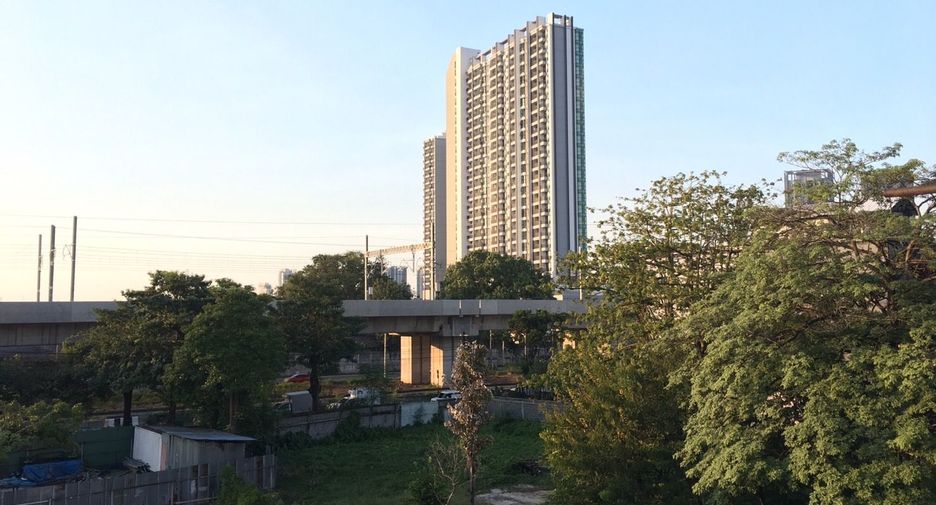 For sale retail Space in Phaya Thai, Bangkok